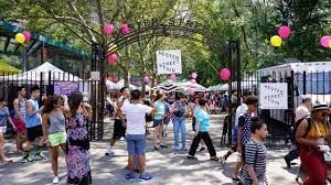 Popular Co-op-Sponsored Street Fair Resumes on Hester Street This Spring