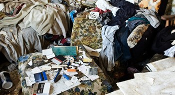 Dealing With Clutter and Hoarding Issues